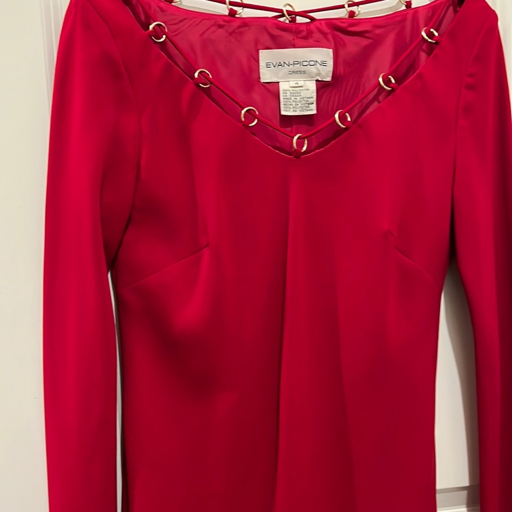 A dress color red elegant excellent condition size 4